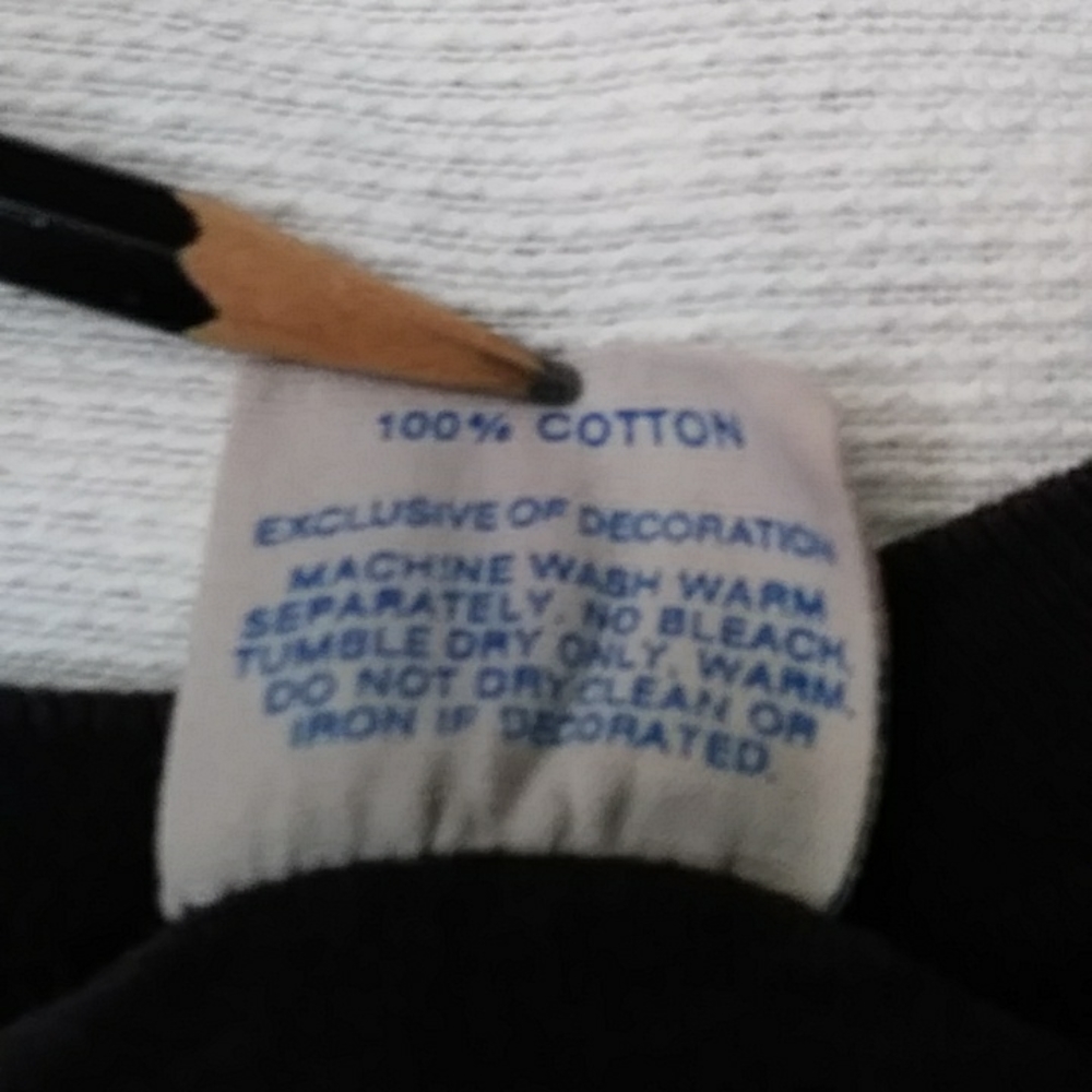 Vintage 80's Mickey Mouse T - Picture 5 of 15